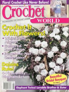 دانلود مجله قلاب بافی Crochet World | سال2001 شماره6